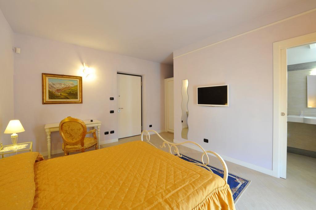 Agriturismo Cascina Varie Castagnito Bagian luar foto