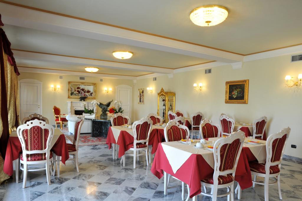 Agriturismo Cascina Varie Castagnito Bagian luar foto