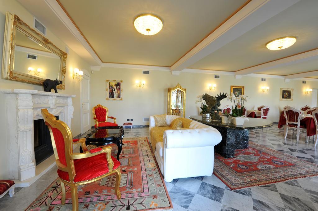 Agriturismo Cascina Varie Castagnito Bagian luar foto